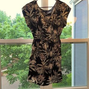 Black palm leaf dress size M. TTS. Bought from TJ Maxx, hardly worn.